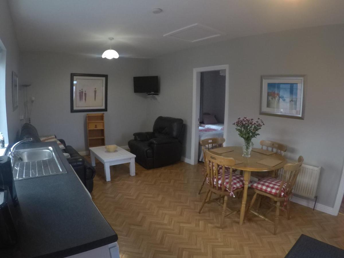Ocean Breeze Apartment Lahinch Kültér fotó