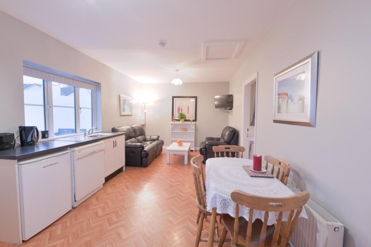 Ocean Breeze Apartment Lahinch Kültér fotó