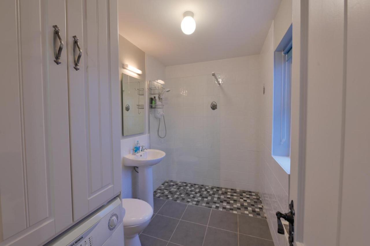 Ocean Breeze Apartment Lahinch Kültér fotó
