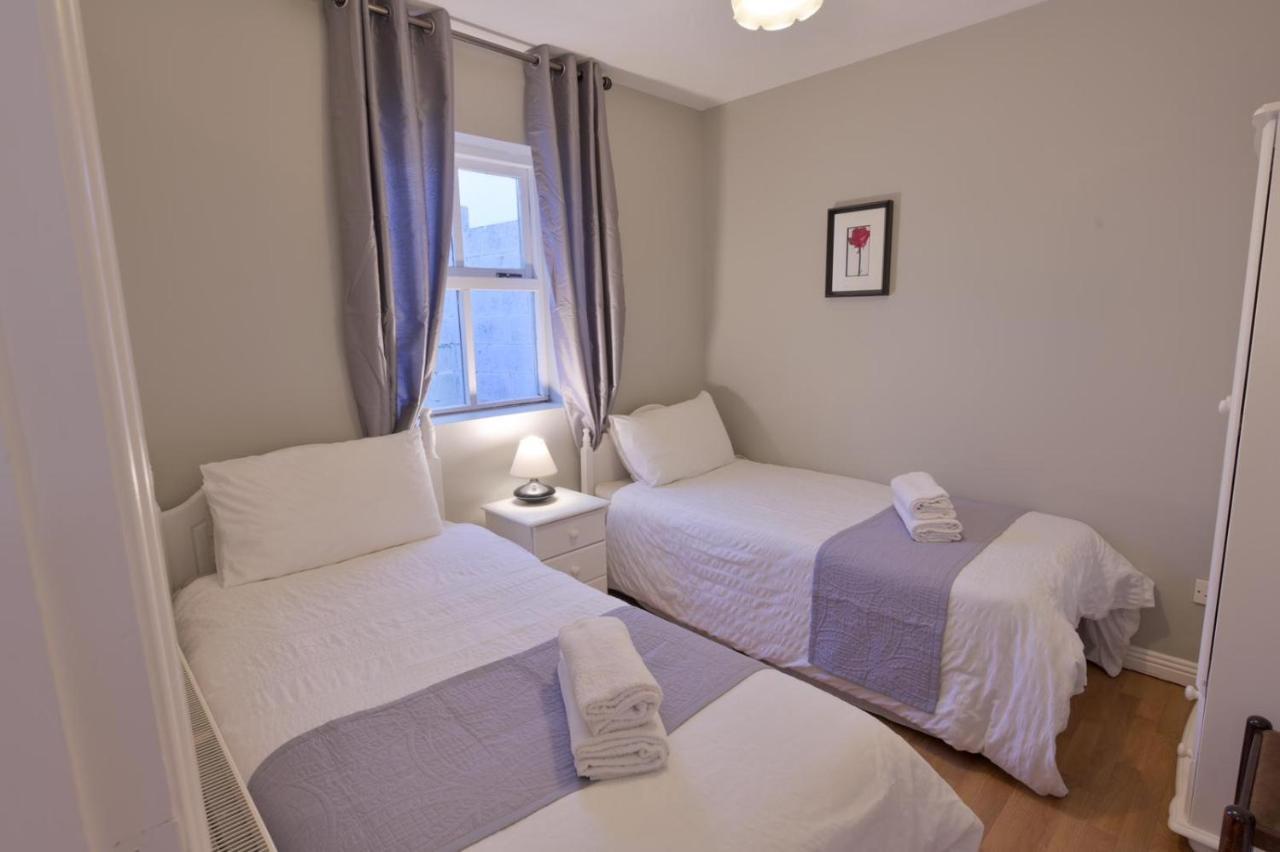 Ocean Breeze Apartment Lahinch Kültér fotó